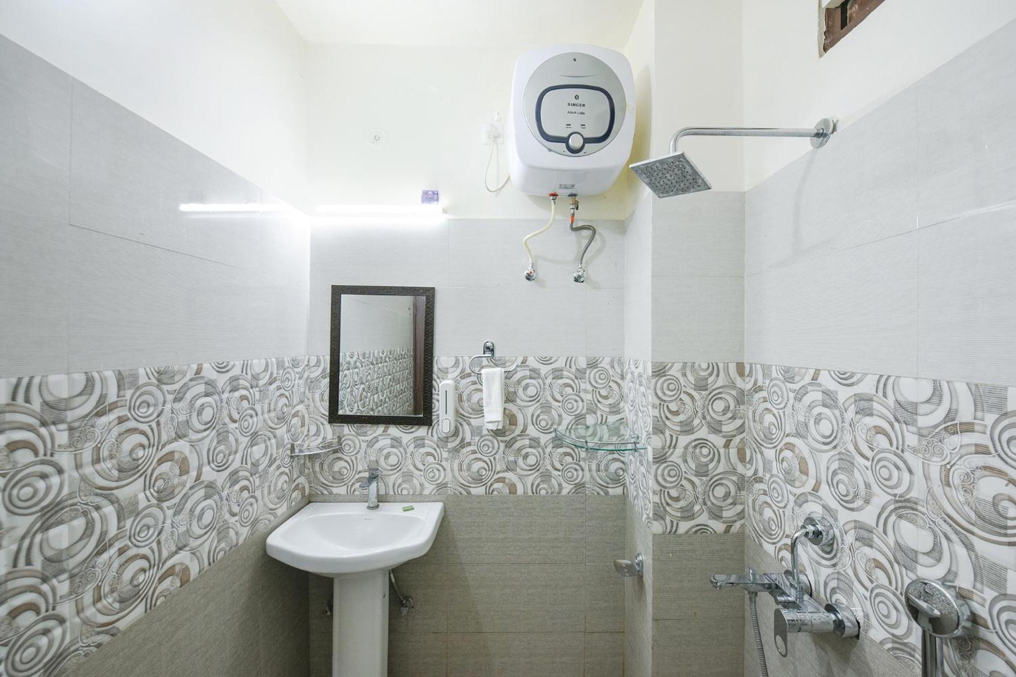 Fabhotel Kempty Lake Resort Mussoorie Exterior photo